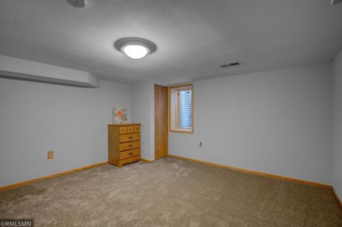 5869 Fernwood St, Saint Paul MN  55126-8405 exterior