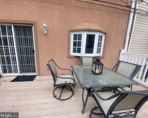 2817 13 St, Philadelphia PA  19133-1208 exterior