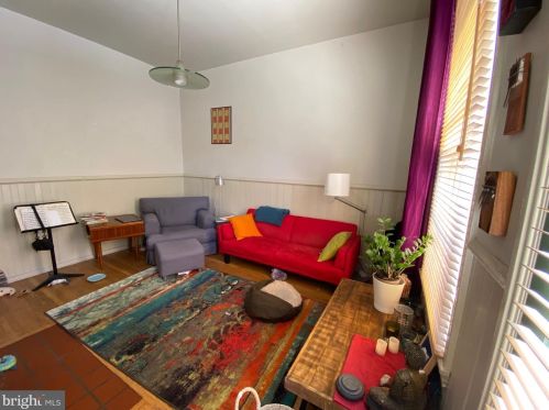 2101 Lombard St, Philadelphia, PA 19146-1216