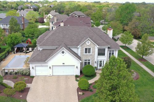 1026 Walter St, Lemont IL  60439-3975 exterior