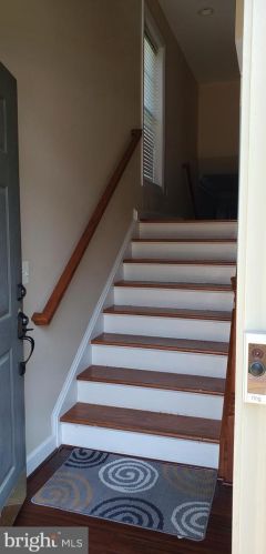 16469 Steerage Cir, Woodbridge, VA 22191-6028
