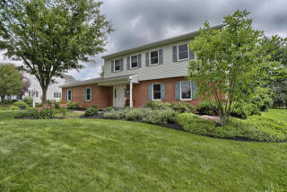 2481 Raleigh Dr, Lancaster, PA 17601-2955