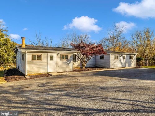 27 Bluegill Dr, Harpers Ferry WV  25425-2507 exterior