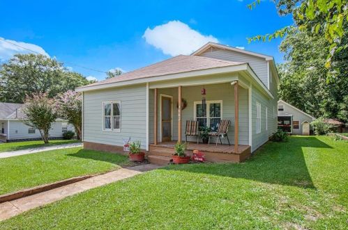 4882 White St, Buford, GA 30518-3464