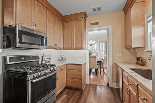 2304 Carter Ave, Saint Paul MN  55108-1639 exterior