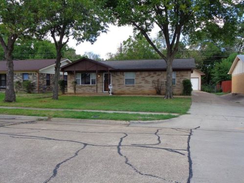 2019 Vickie Dr, Irving, TX 75060-3619
