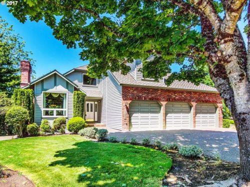 14685 Peachtree Dr, Portland, OR 97224-1484