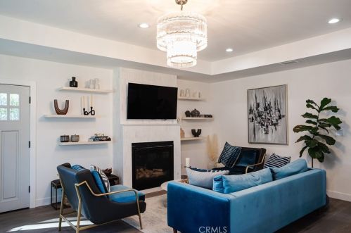 625 33rd St, Manhattan Beach, CA 90266-3423
