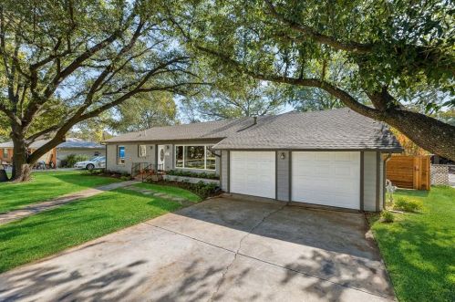 3525 Corto Ave, Fort Worth, TX 76109-4555