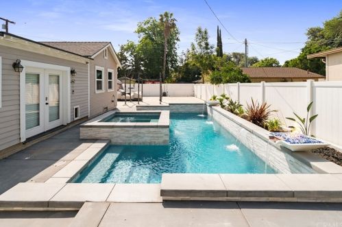 3364 Cedar St, Riverside CA  92501-2625 exterior