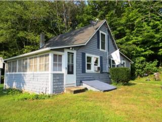 102 Corliss Hill Rd, Meredith, NH 03253-5202
