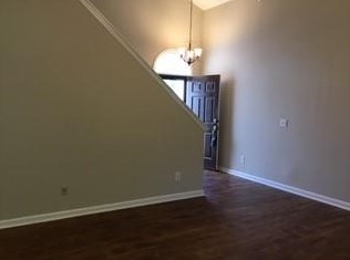160 Stoneforest Dr, Holly Springs, GA 30189-2553