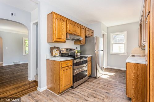 1454 Hague Ave, Saint Paul MN  55104-6703 exterior