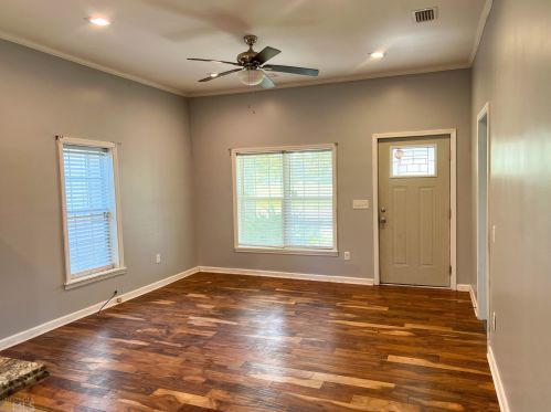 410 Thomas St, Fitzgerald, GA 31750-3355
