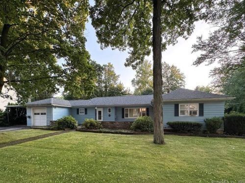 49 White Ave, Waterbury, CT 06762-2729