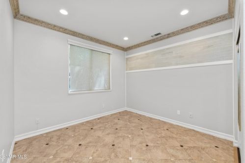 531 Granite Hl St, Simi Valley CA 93065-0608 exterior