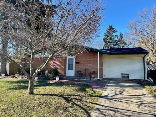 10921 Carnegie Dr, Cincinnati, OH 45240-3609