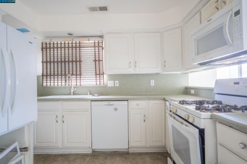 2805 Grant St, Concord CA  94520-4653 exterior