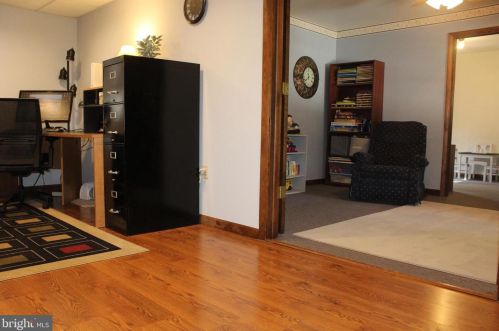 2482 Creek View Dr, Lancaster PA  17602-1451 exterior