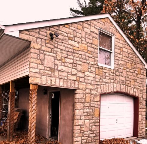130 17th Ave, Manville, NJ 08835-1622