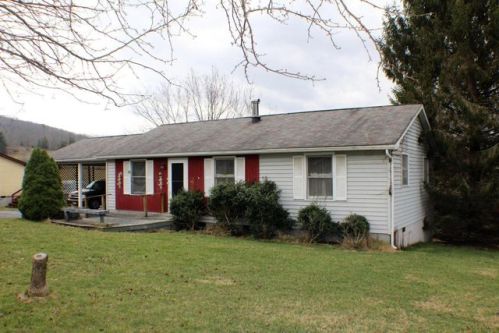 312 Lake St, Minnehaha Springs WV  24954-1459 exterior
