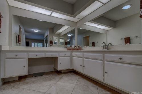 7 Deer Spg, Irvine CA  92604-3011 exterior