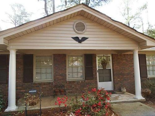 4004 Lower Roswell Rd, Marietta GA  30068-4074 exterior