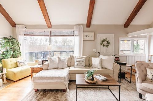 21 Great Quarter Rd, Sandy Hook CT  06482-1560 exterior