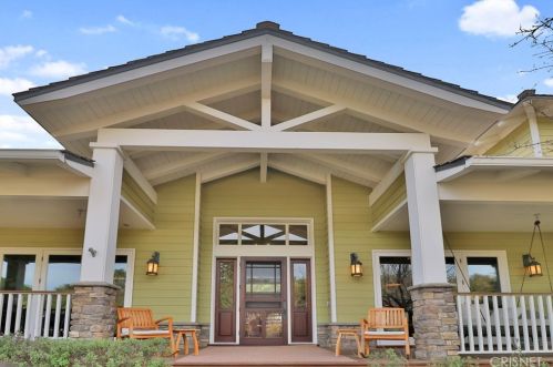 6491 Chesebro Rd, Calabasas, CA 91301-1803