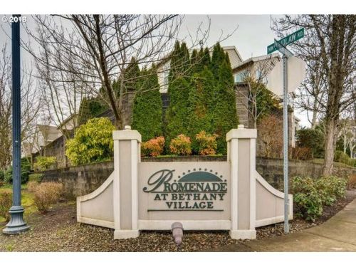 4832 Promenade Ter, Portland OR 97229-0979 exterior