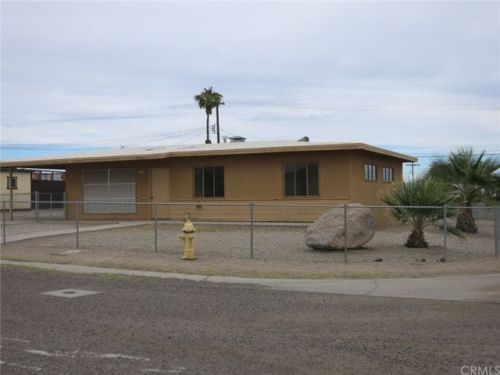 1901 Flora Vis, Chemehuevi, CA 92363-3032