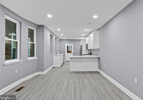 128 53 St, Philadelphia PA 19139-2613 exterior