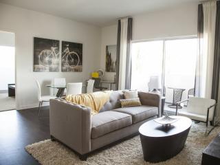 12301 Pico Blvd, Los Angeles CA  90064-1136 exterior