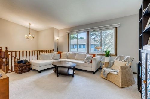 5977 Fernwood St, Saint Paul MN  55126-8463 exterior