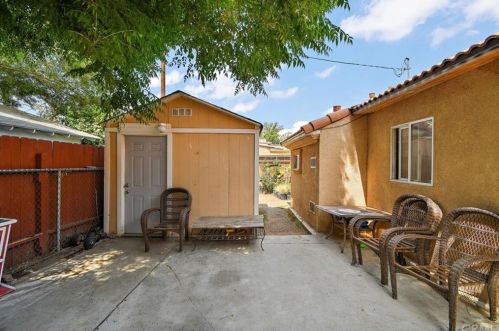 4389 Avon St, Riverside CA  92509-3108 exterior