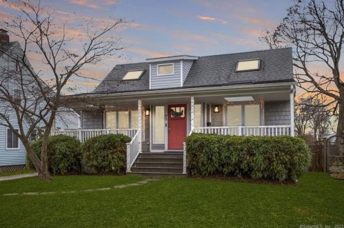 65 Quintard Ave, Norwalk CT  06854-3713 exterior