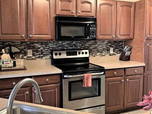 7204 English Dr, Cincinnati OH  45244-3150 exterior