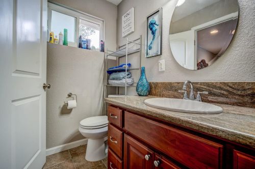 7117 Mary Ann Way, Citrus Heights, CA 95621-6420