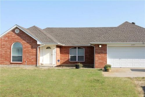 21877 Faye Ln, Harrah, OK 73045-6486