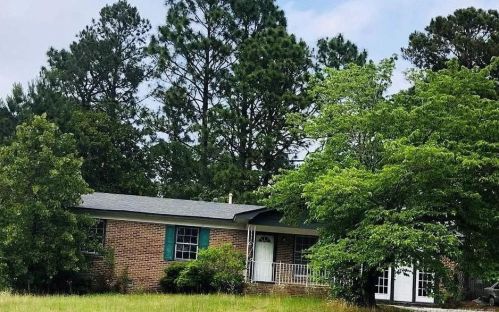 4470 Ruby Rd, Fayetteville, NC 28311-1829