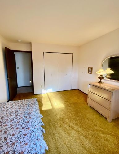 7376 Buchanan St, Gary IN 46410-4655 exterior