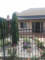 128 83rd St, Los Angeles CA  90003-2910 exterior