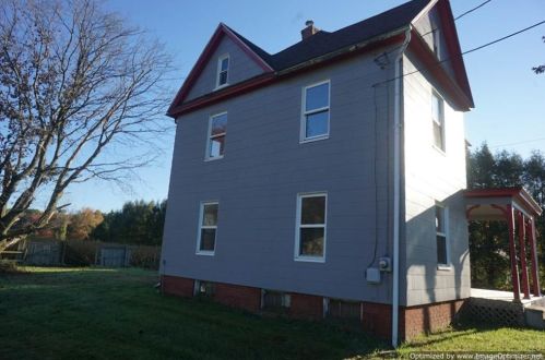 140 Chapel Rd, Wapping, CT 06074-4003