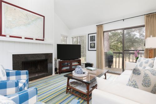 4542 Park Lake Dr, Johns Island, SC 29455-5426