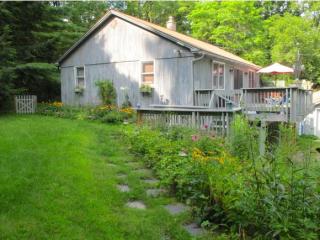 255 Guilford St, Brattleboro, VT 05301-6412