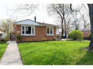 3320 Colfax St, Evanston IL  60201-1820 exterior