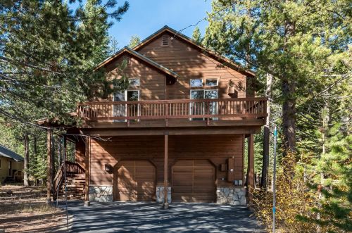 11524 Norse Ave, Truckee, CA 96161-6709