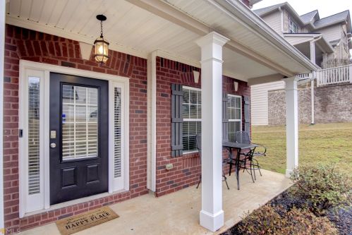54 Canyon View Dr, Newnan, GA 30265-6089
