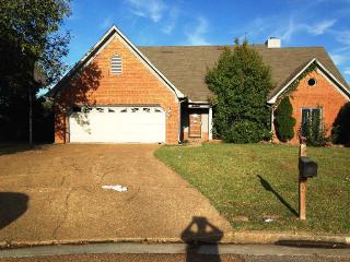 7532 Carnival Cv, Memphis, TN 38125-3557