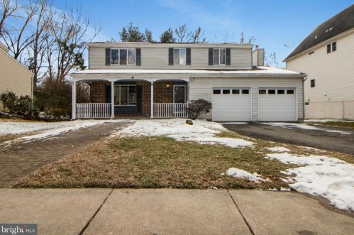 5770 Heming Ave, Springfield, VA 22151-2713